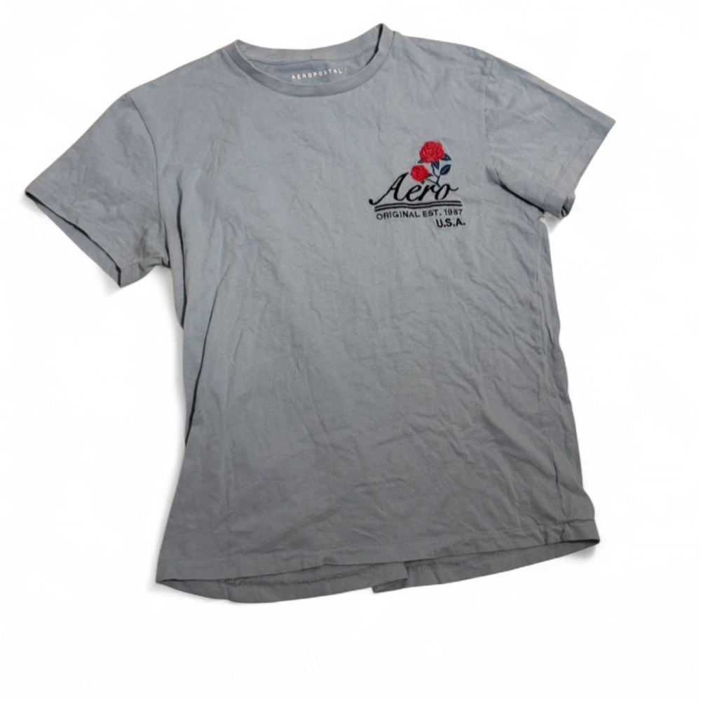 Aeropostale Blue Tee with Red Floral Design‎
